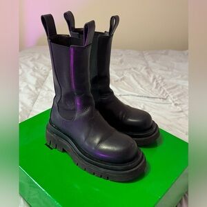 BOTTEGA VENETA Lug Chelsea Boots Size: IT 34.5 / US 4.5